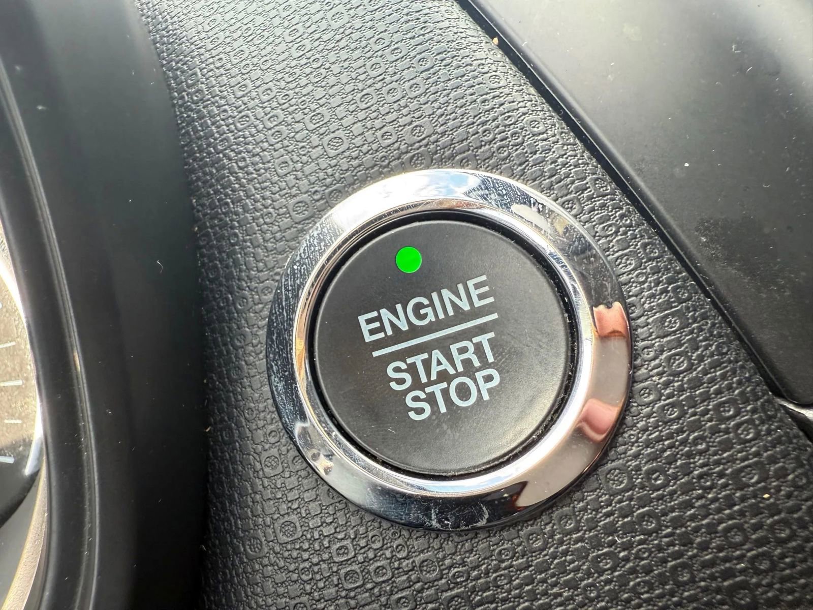 Used 2021 Ford EcoSport SES w/ Interior Protection Package image 19