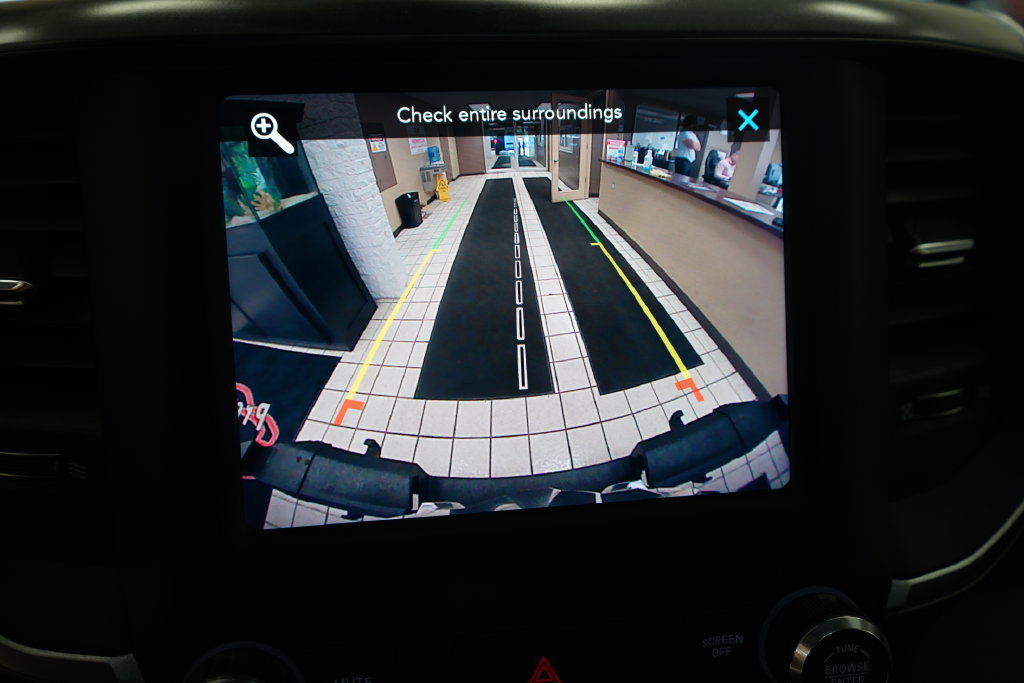 Used 2019 RAM 1500 Big Horn AWD/4WD image 8