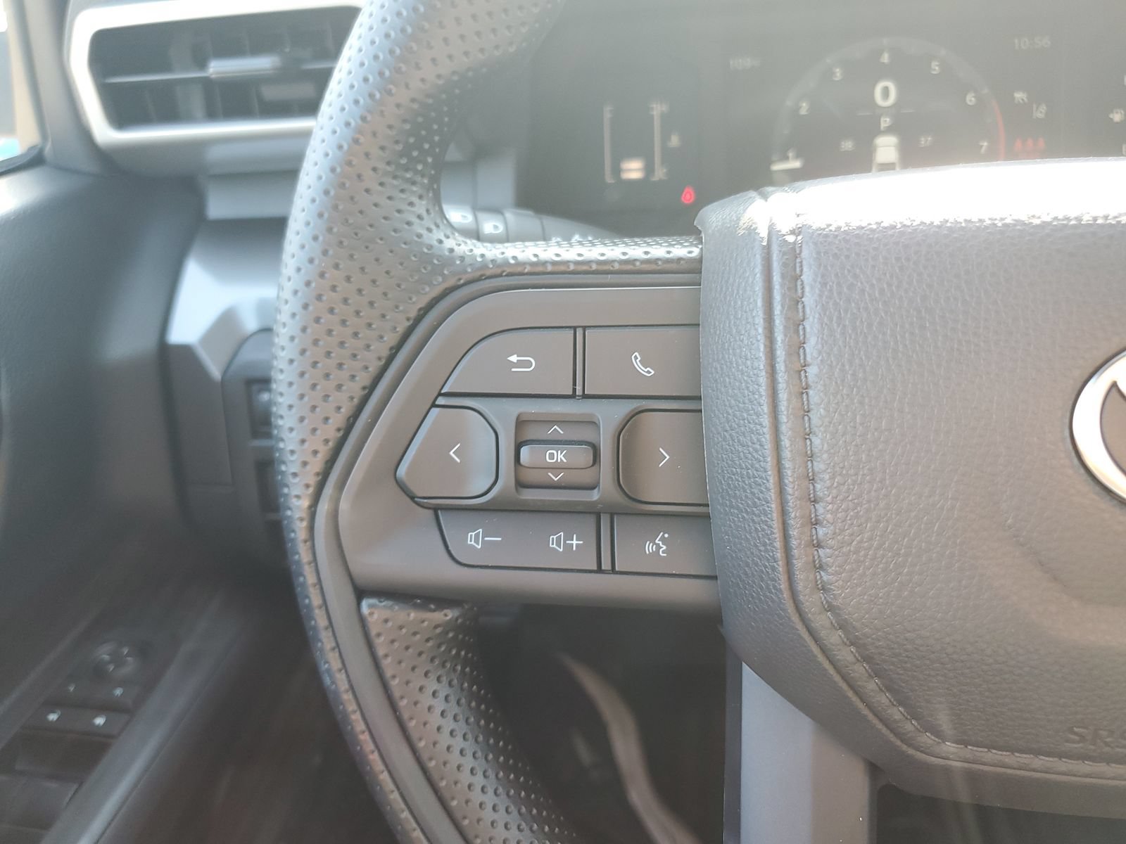 Certified 2026 Toyota Tacoma SR5 AWD/4WD image 20