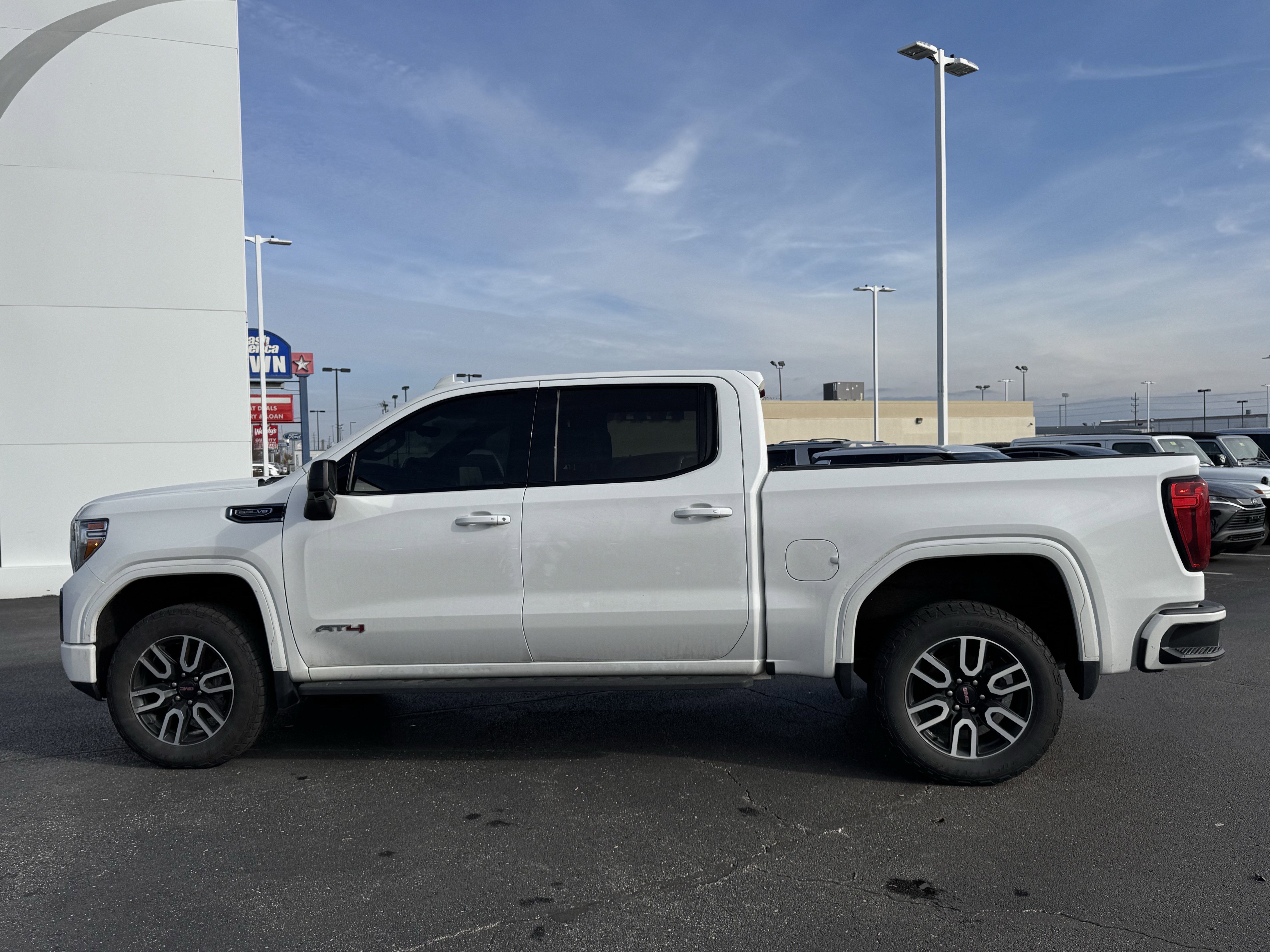 Used 2021 GMC Sierra 1500 AT4 w/ AT4 Premium Package image 12