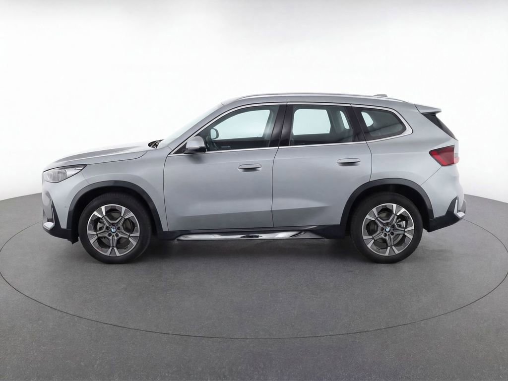 Used 2025 BMW X1 xDrive28i w/ Convenience Package AWD/4WD image 7