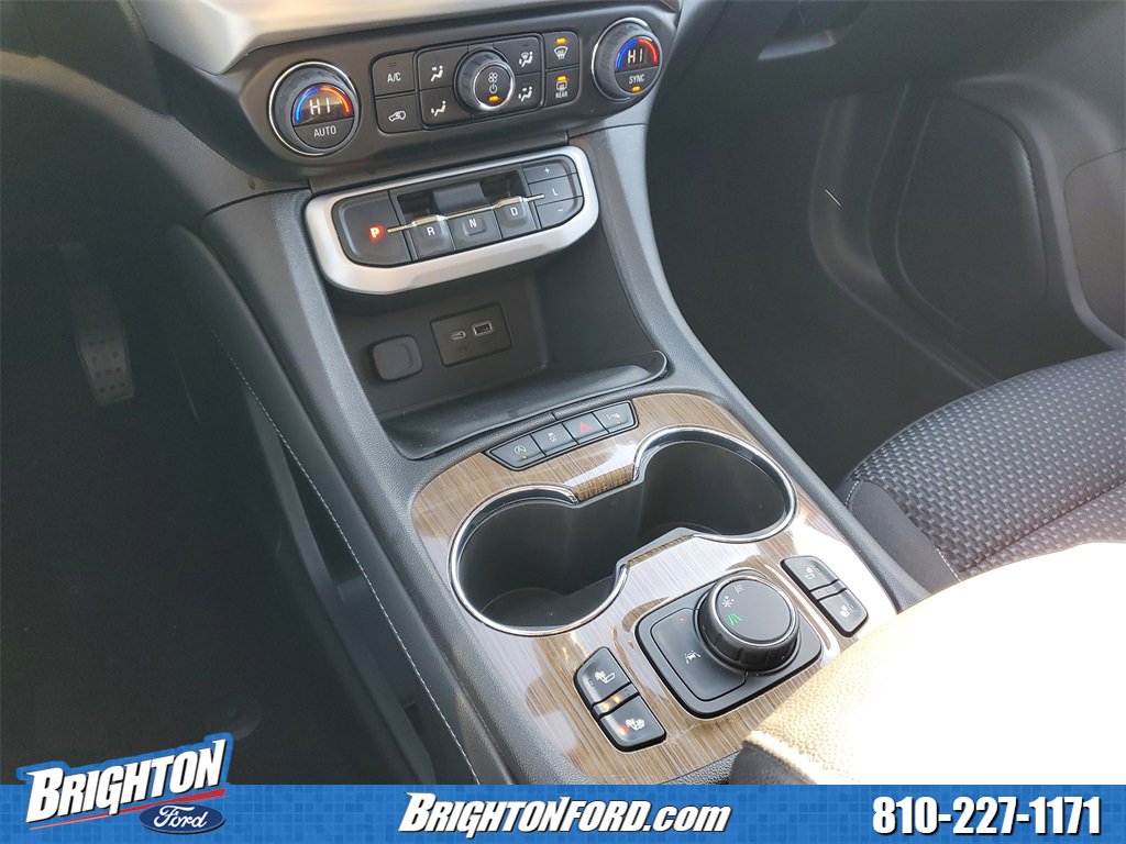 Used 2023 GMC Acadia SLE w/ Driver Convenience Package image 28