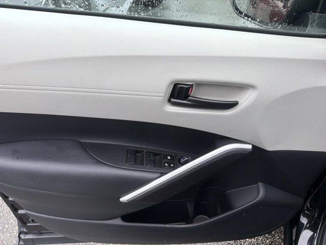 Certified 2025 Toyota Corolla Cross L FWD image 7