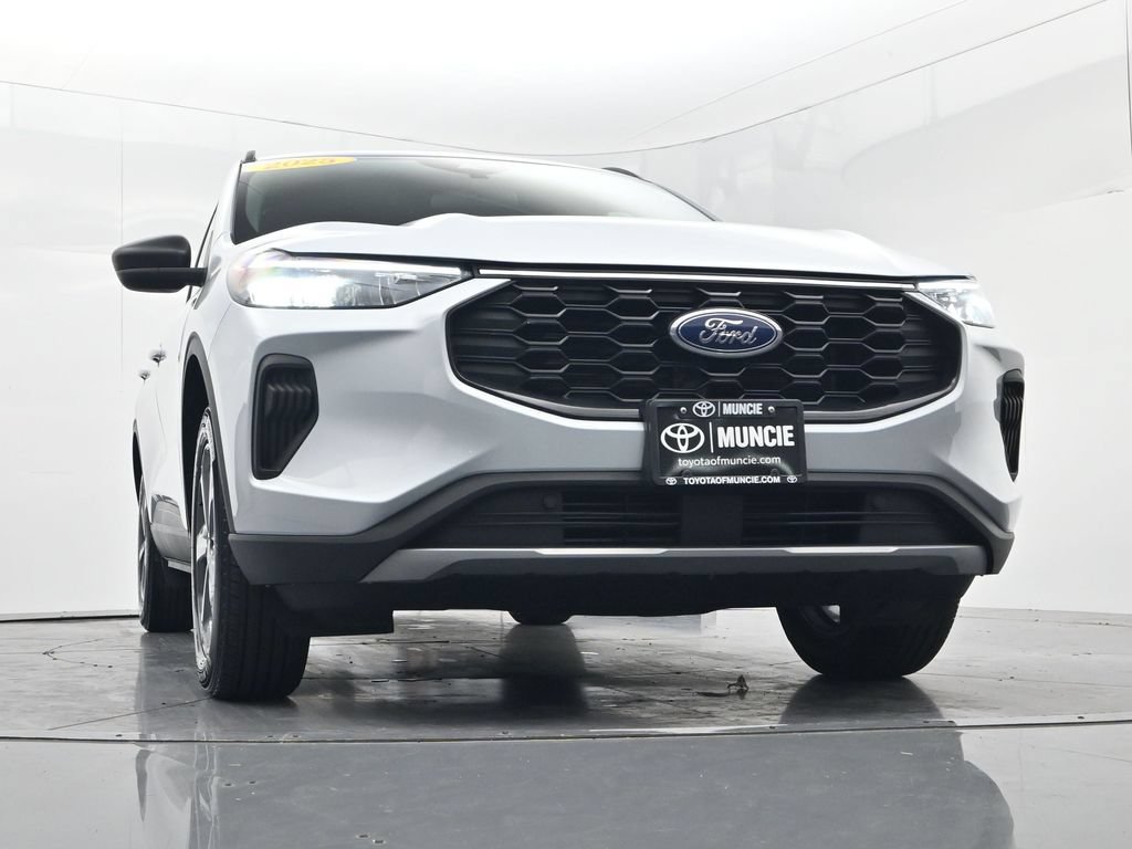 Used 2025 Ford Escape ST-Line AWD/4WD image 48