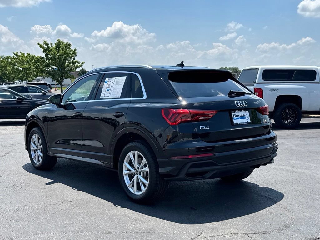 Used 2023 Audi Q3 2.0T Premium w/ Convenience Package AWD/4WD image 5
