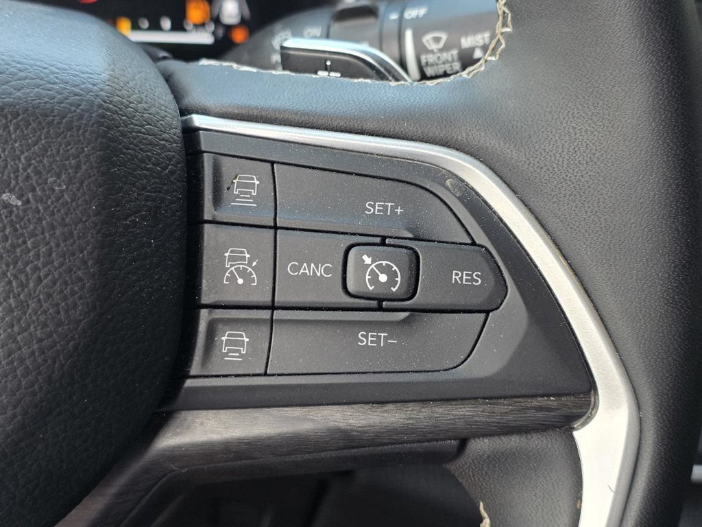 Used 2024 Jeep Grand Cherokee Limited 4xe AWD/4WD image 28