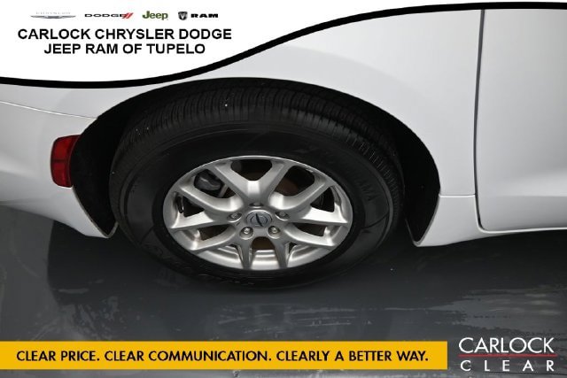 Used 2025 Chrysler Pacifica Select FWD image 40