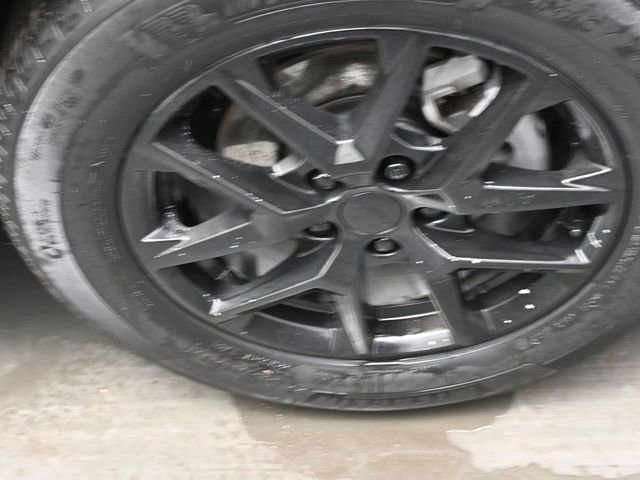 Used 2024 Chevrolet Equinox LT w/ LPO, Floor Liner Package image 30