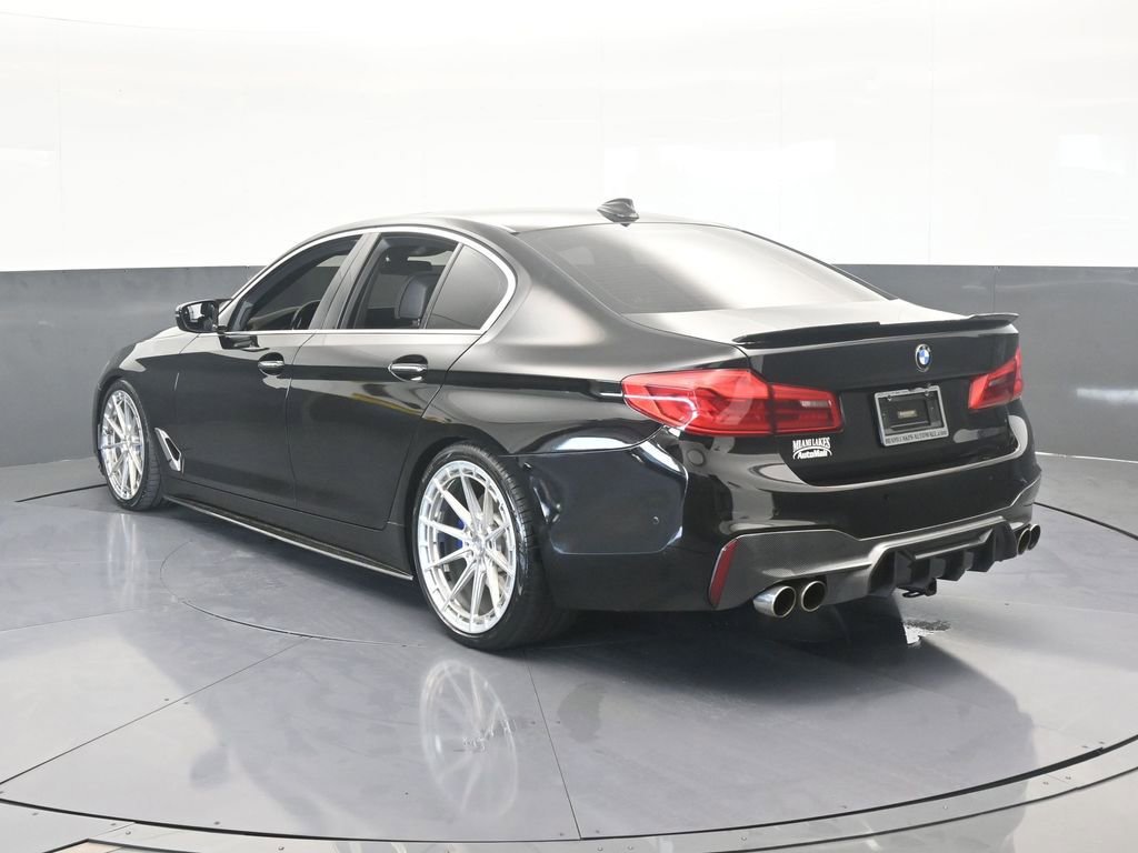 Used 2017 BMW 540i image 4