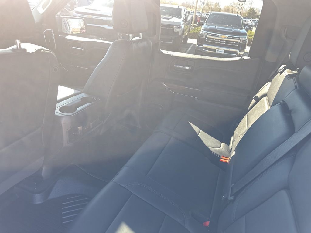 Used 2020 Chevrolet Silverado 1500 LT Trail Boss w/ Midnight Edition image 21