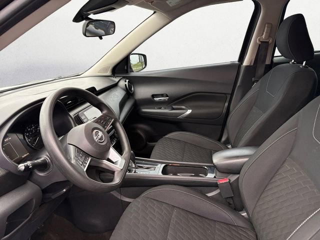 Used 2022 Nissan Kicks SV FWD image 9