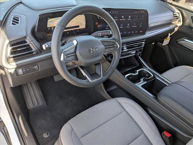 New 2026 Chevrolet Traverse LT w/ Midnight/Sport Edition image 3