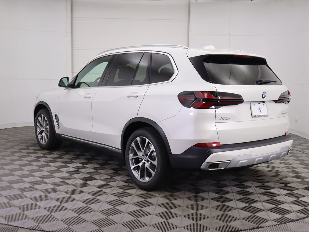 New 2026 BMW X5 sDrive40i w/ Climate Comfort Package image 7
