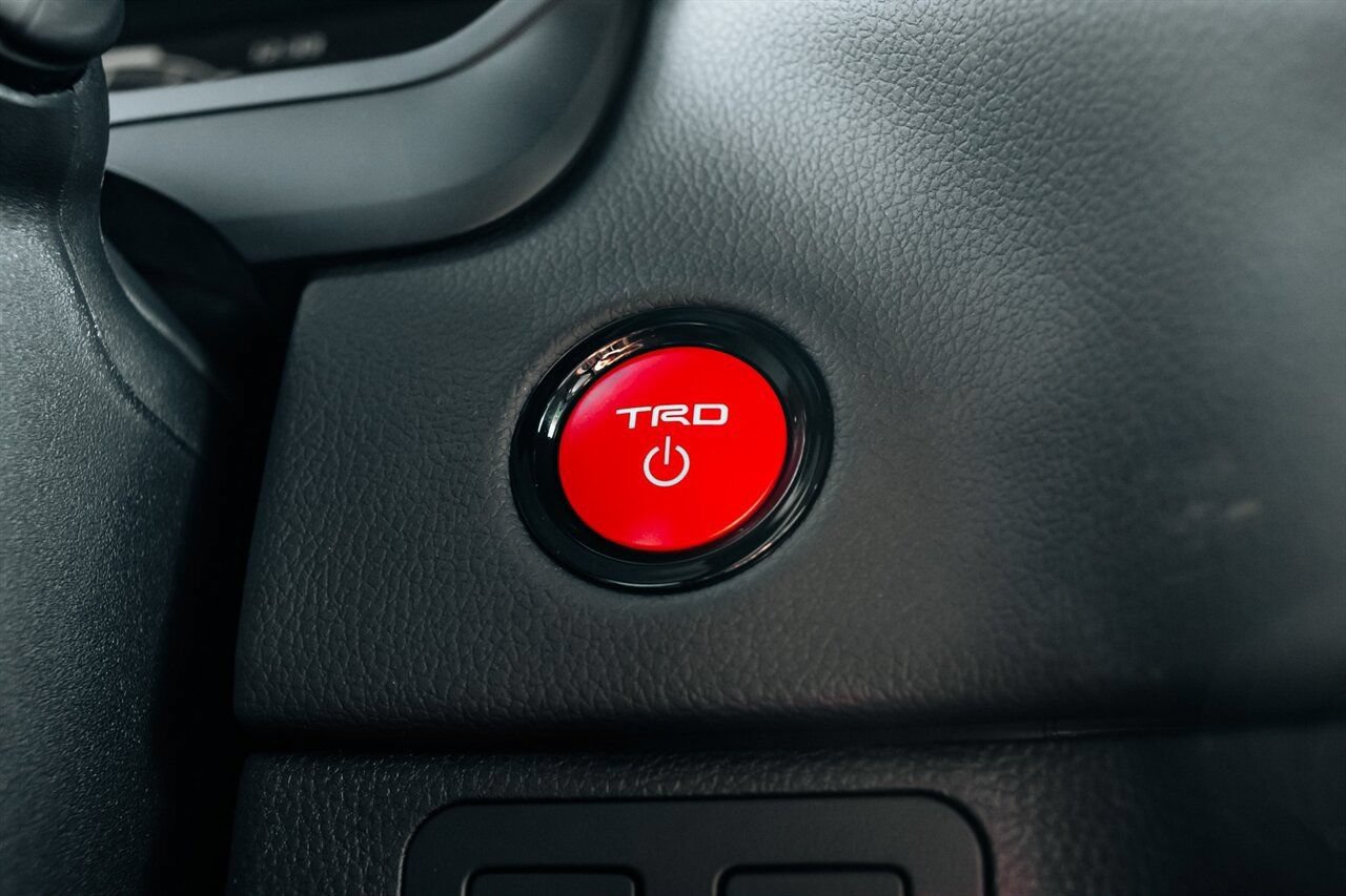 Used 2026 Toyota Sequoia TRD Pro AWD/4WD image 32