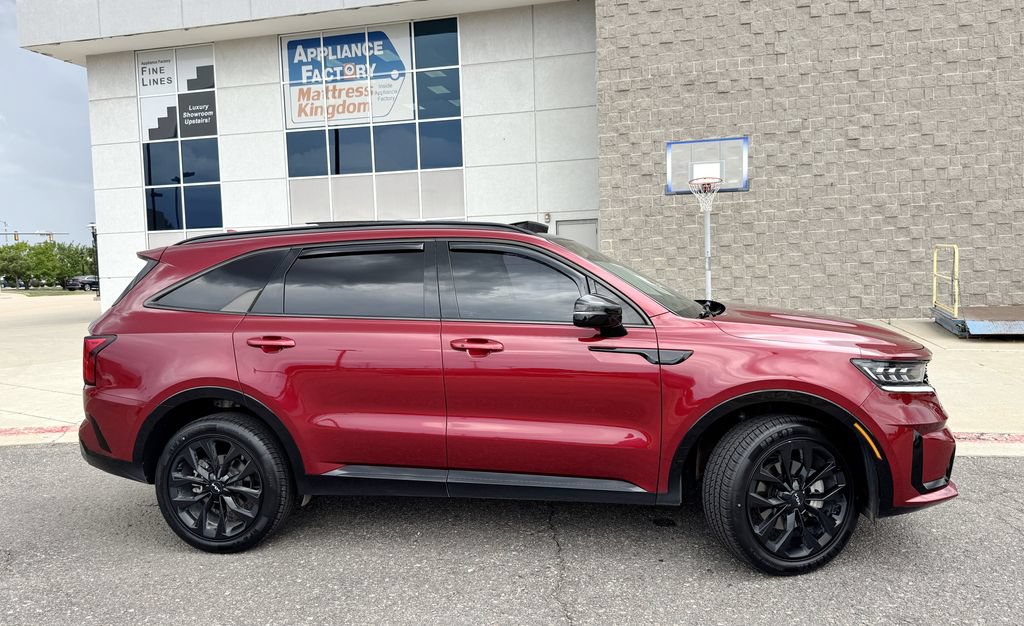 Used 2023 Kia Sorento SX AWD/4WD image 5