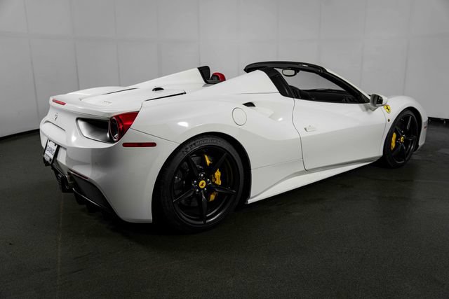 Used 2018 Ferrari 488 Spider RWD image 8