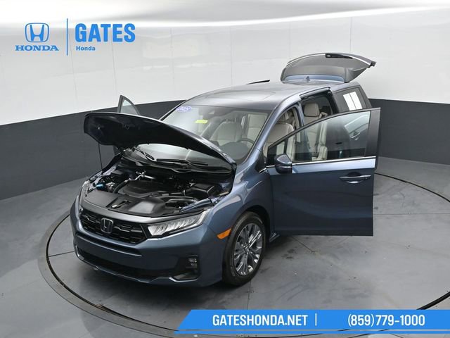 Certified 2025 Honda Odyssey Touring image 45
