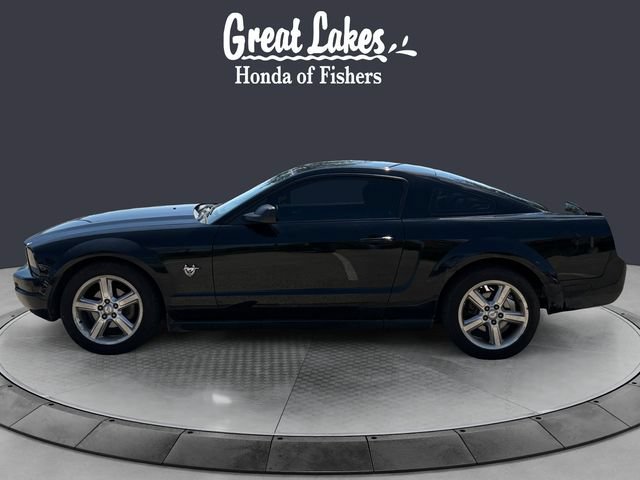 Used 2009 Ford Mustang Coupe RWD image 2