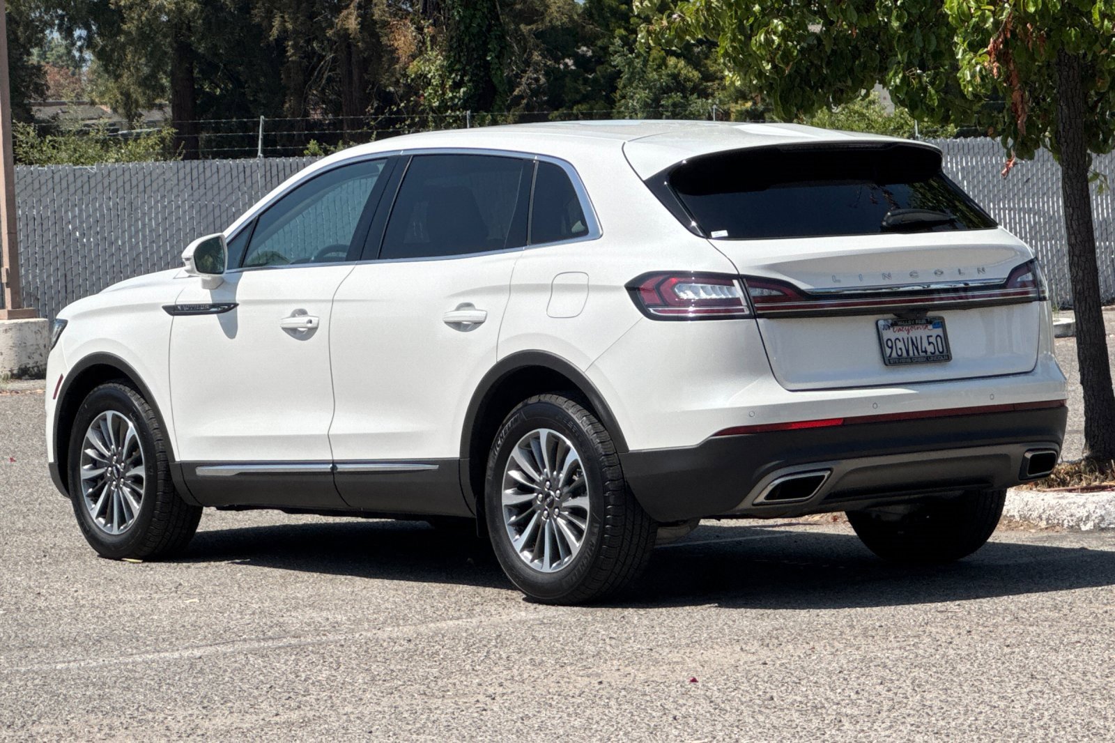 Certified 2023 Lincoln Nautilus AWD image 6