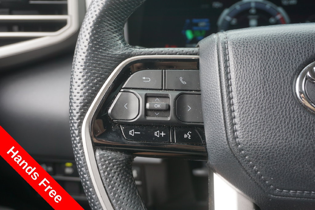 Used 2024 Toyota Tundra Limited AWD/4WD image 4