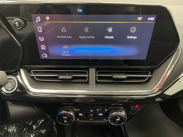 New 2026 Chevrolet Trax RS w/ Sunroof Package image 3