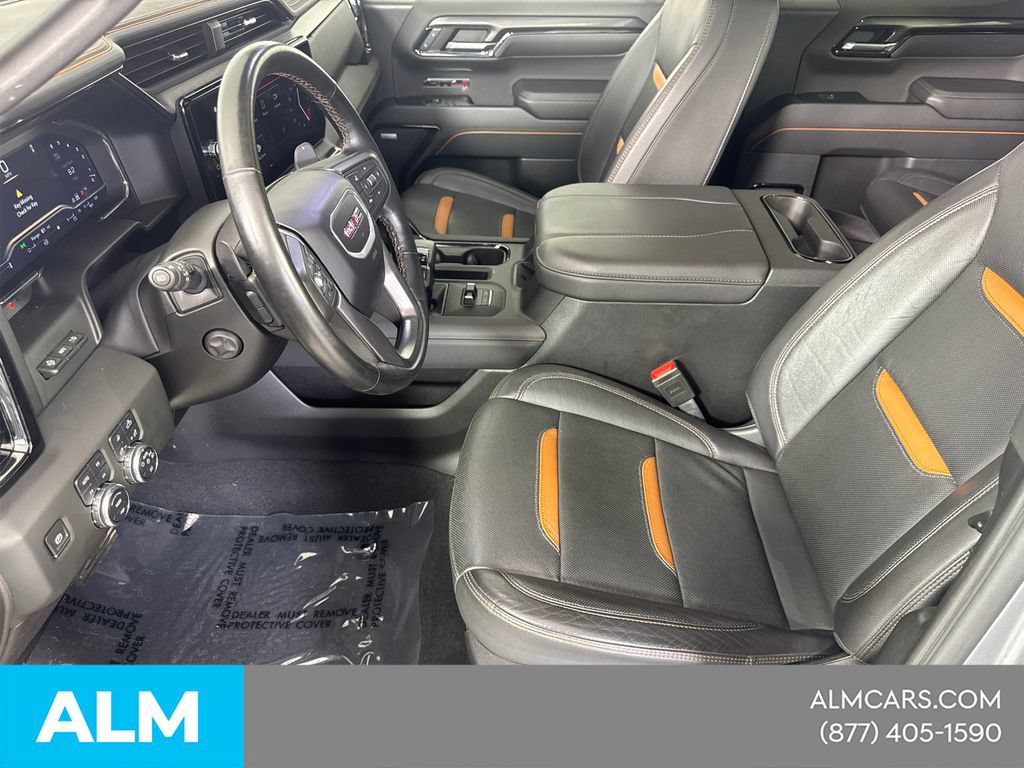 Used 2024 GMC Sierra 1500 AT4 w/ Technology Package AWD/4WD image 11