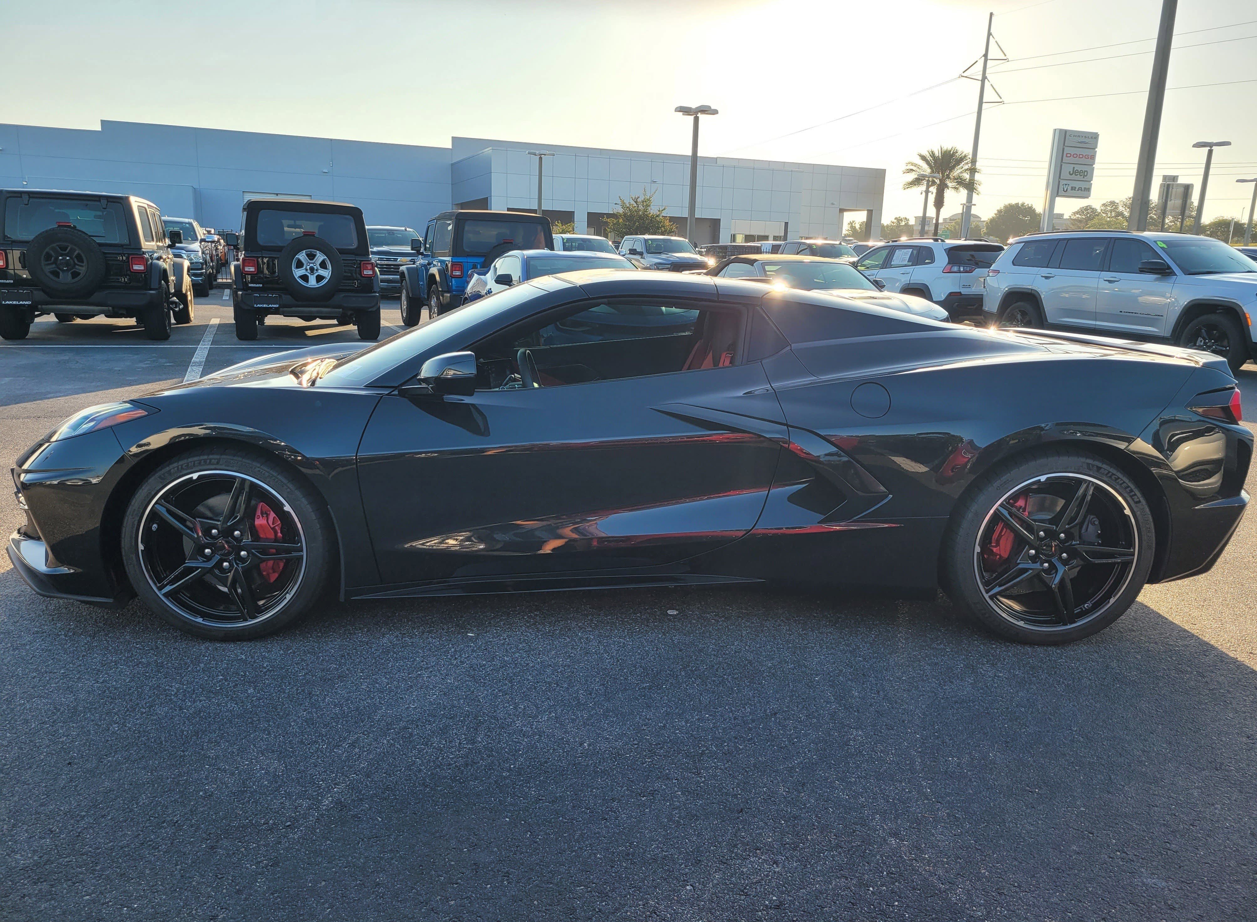 Used 2024 Chevrolet Corvette Stingray Preferred Conv RWD image 7