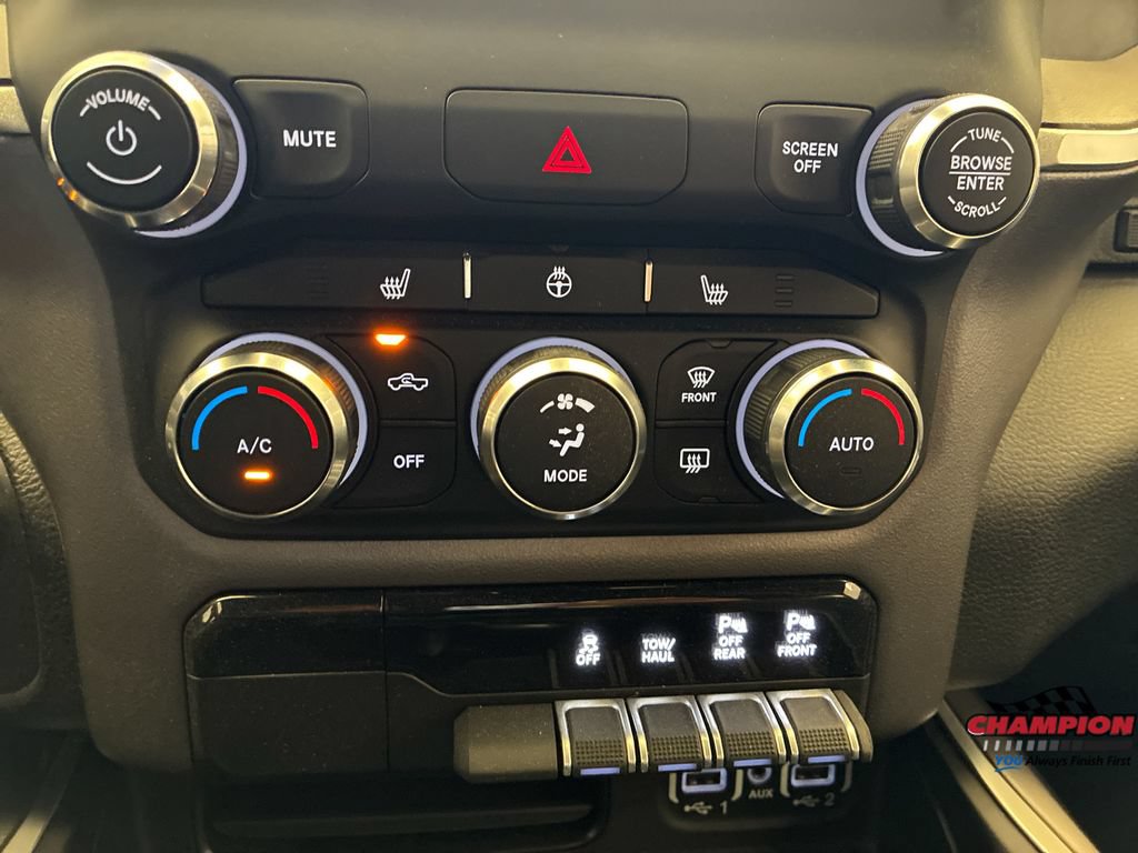 Used 2022 RAM 1500 Big Horn AWD/4WD image 23