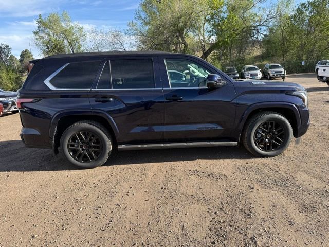 Used 2024 Toyota Sequoia SR5 w/ SR5 Premium Package AWD/4WD image 7