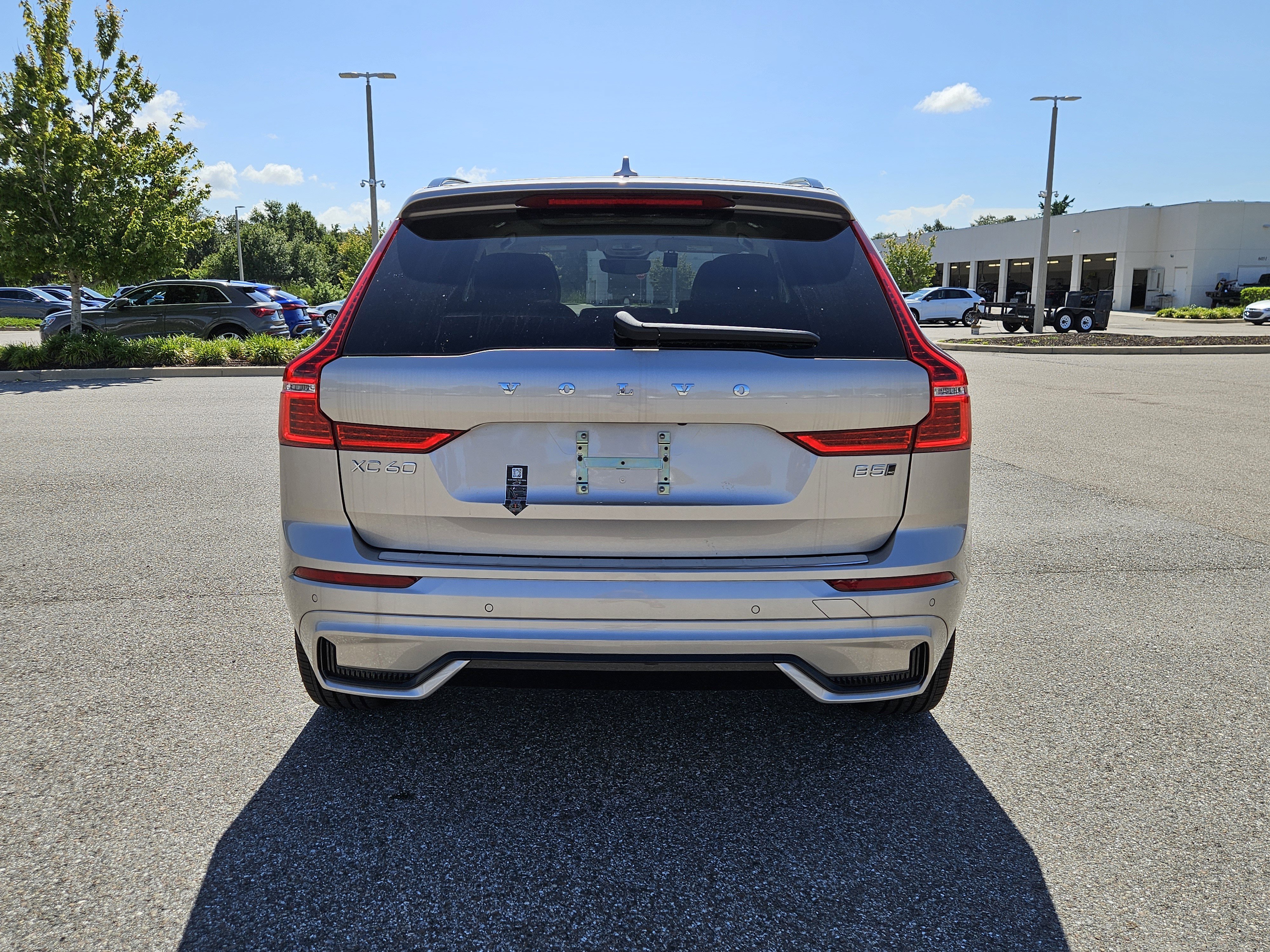 New 2025 Volvo XC60 B5 Plus w/ Protection Package Premier image 6