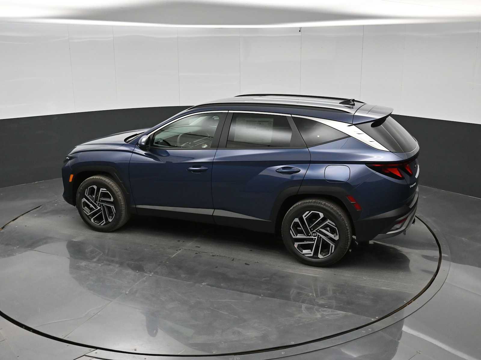 New 2026 Hyundai Tucson SEL Plus w/ Tow & Go Package AWD/4WD image 27