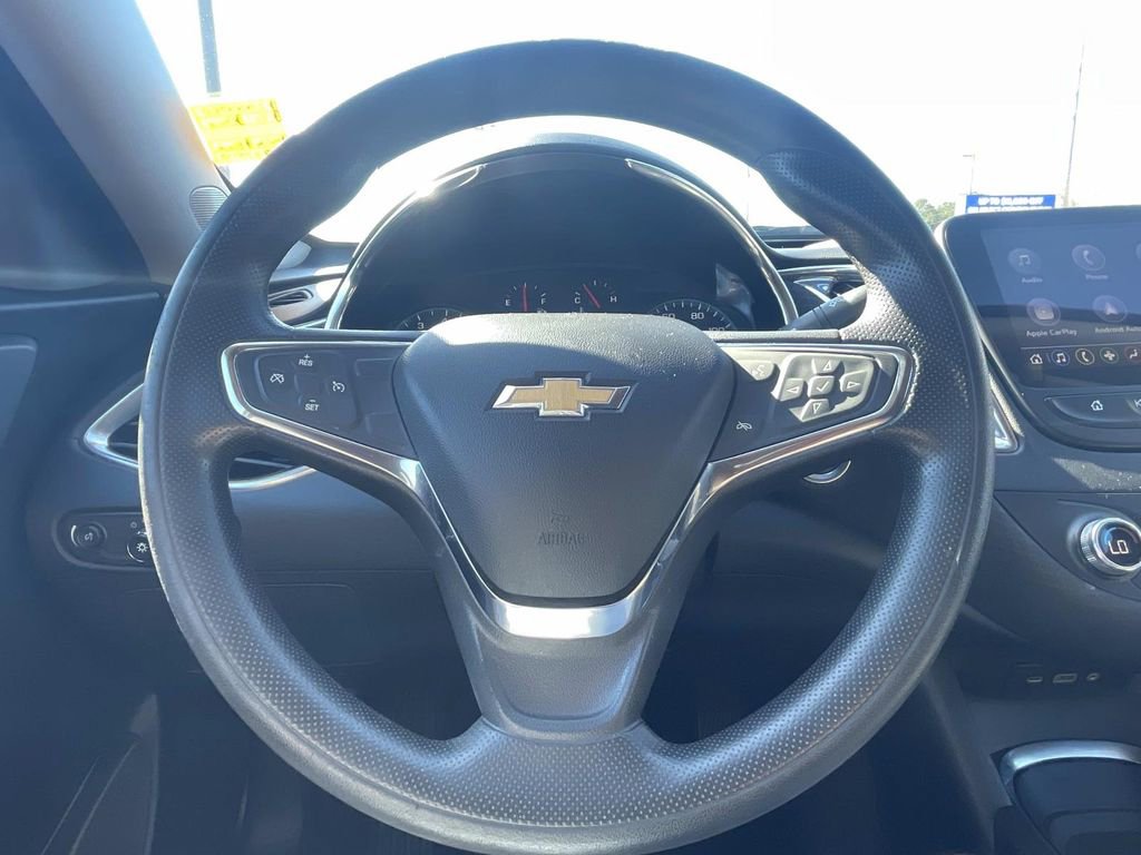 Used 2021 Chevrolet Malibu LT image 24