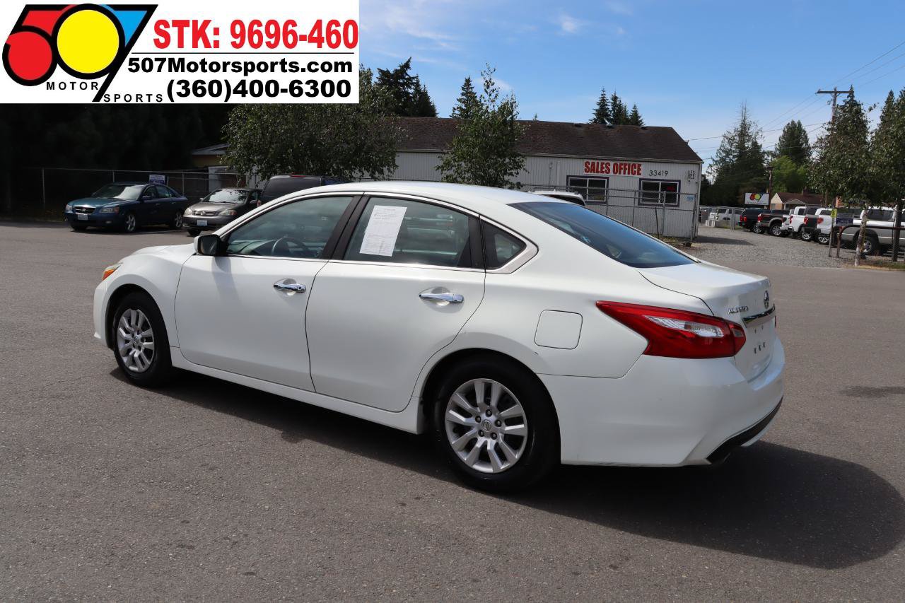 Used 2016 Nissan Altima 2.5 S w/ Power Driver Seat Package FWD image 6