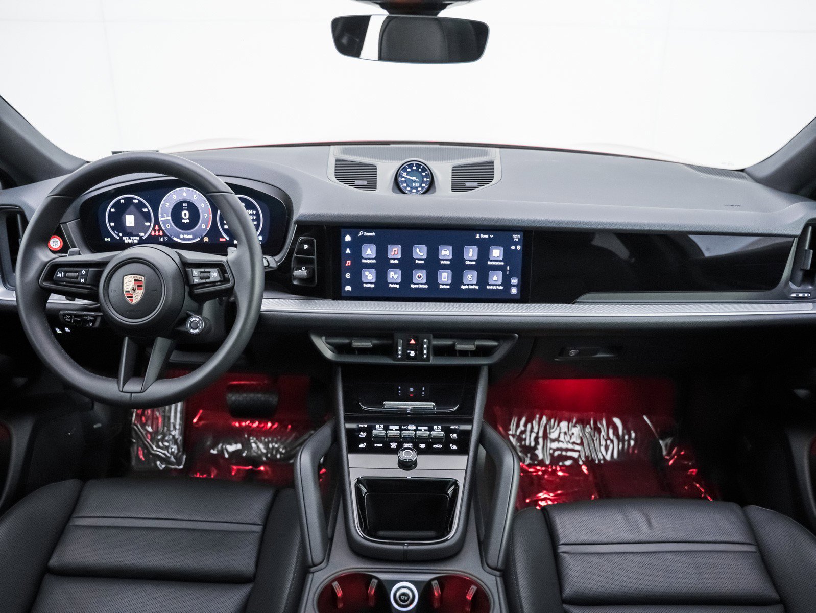 Certified 2025 Porsche Cayenne Coupe image 14