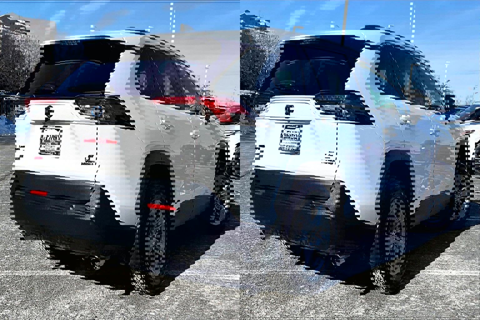 Used 2023 Toyota RAV4 LE image 12