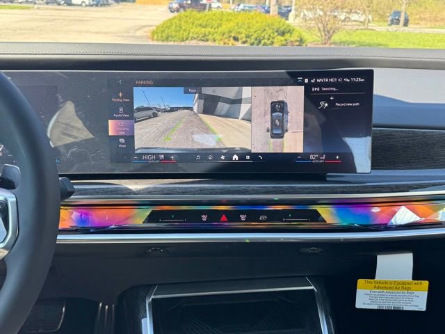 New 2026 BMW 760i xDrive w/ Premium Package image 19