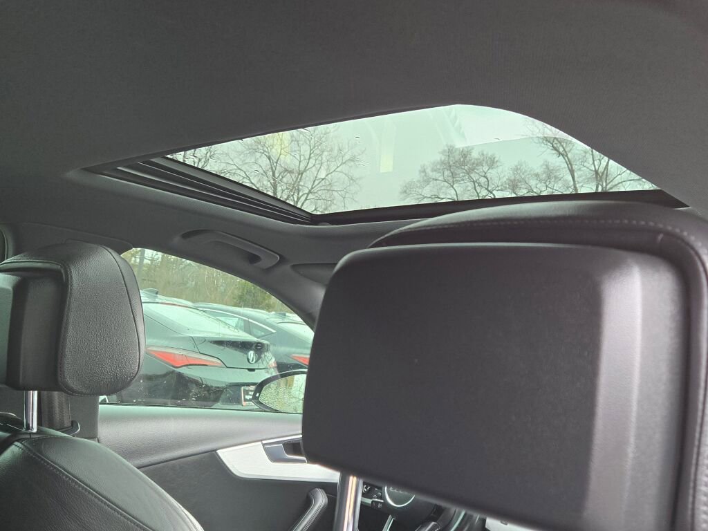 Used 2018 Audi S4 Premium Plus w/ Navigation Package image 16