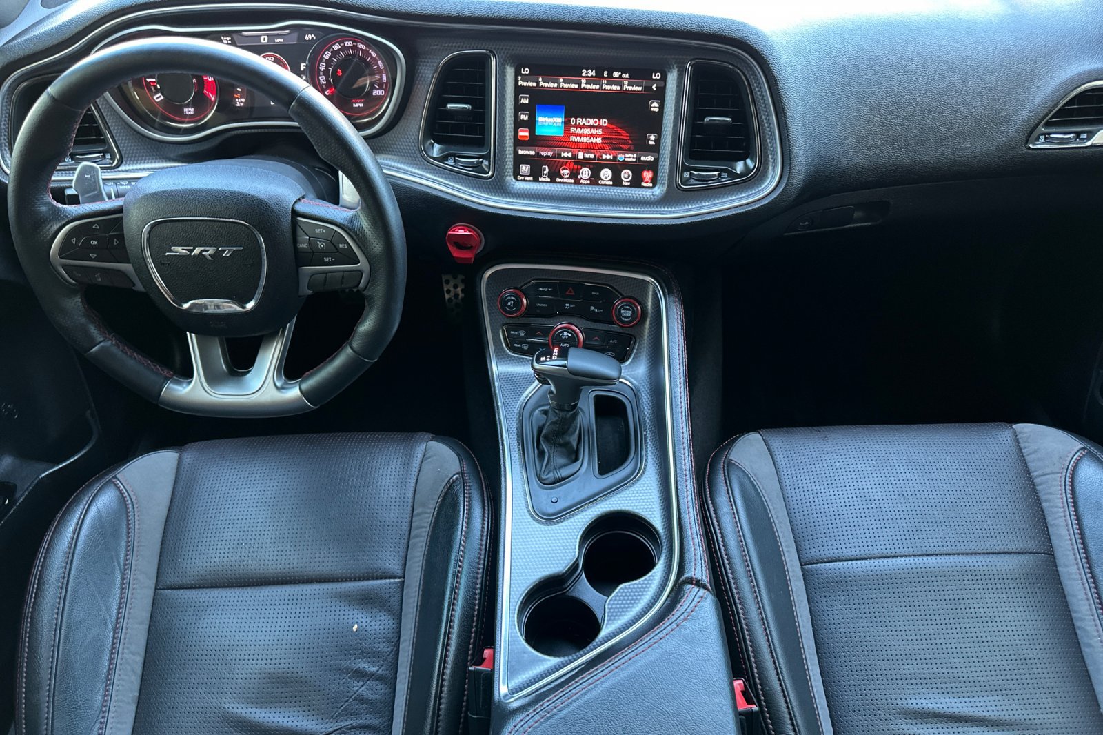 Used 2016 Dodge Challenger SRT Hellcat RWD image 15