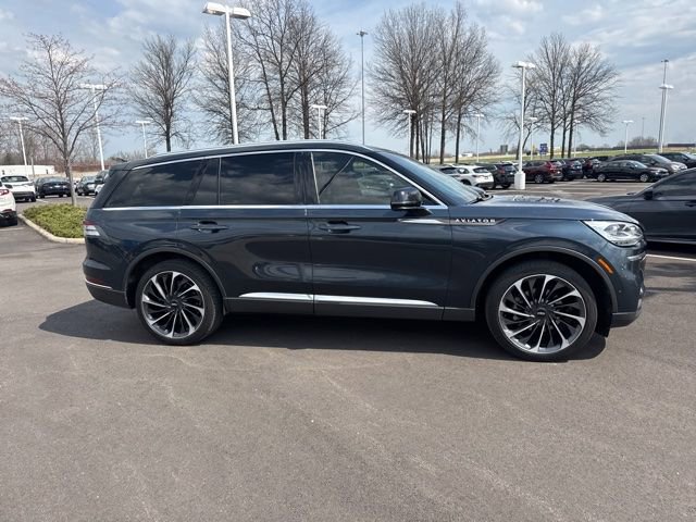 Used 2022 Lincoln Aviator Reserve w/ Equipment Group 201A AWD/4WD image 9
