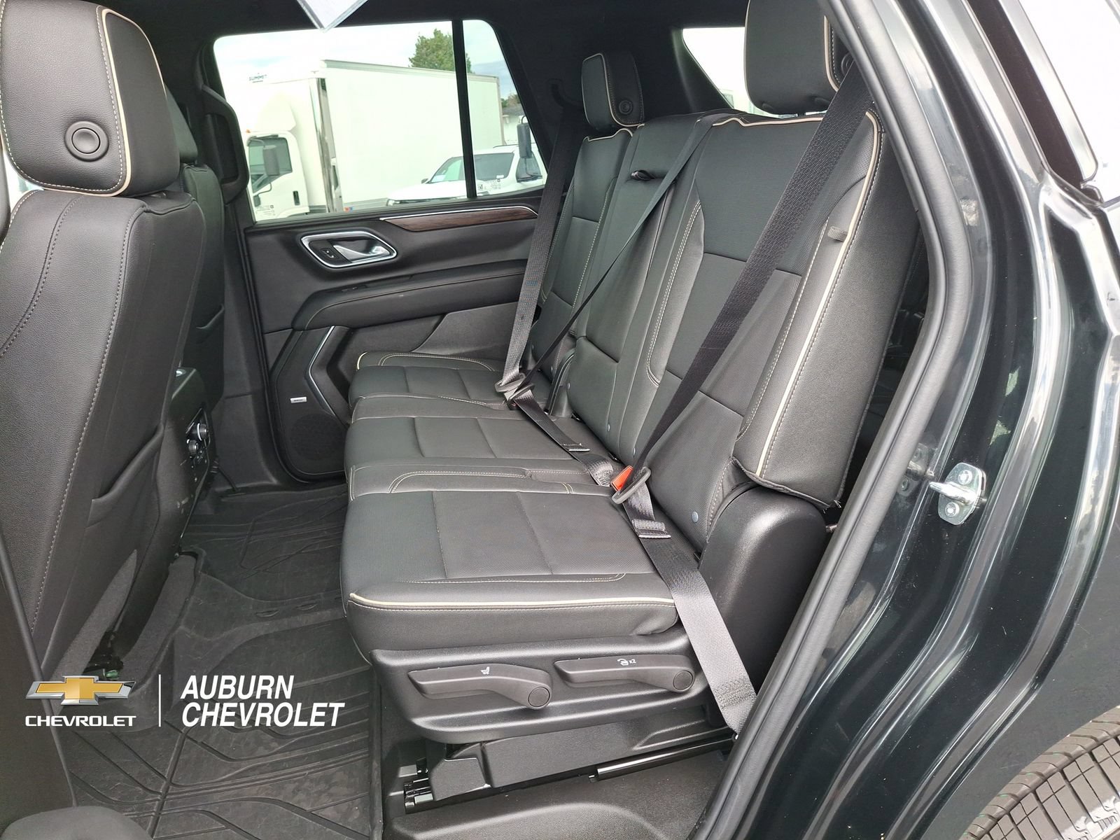 Certified 2024 Chevrolet Tahoe Premier AWD/4WD image 18