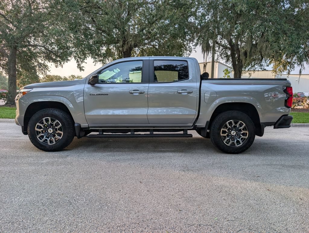 Used 2026 Chevrolet Colorado Z71 w/ Technology Package AWD/4WD image 5