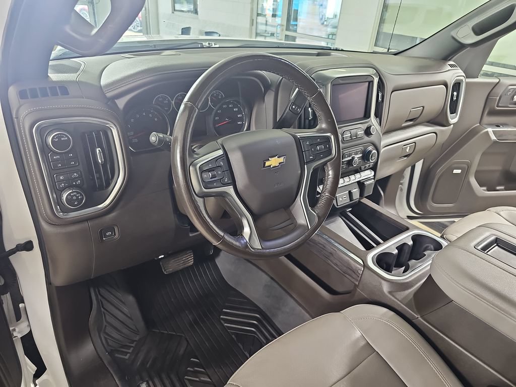 Certified 2022 Chevrolet Silverado 1500 LTZ w/ LTZ Premium Package AWD/4WD image 21