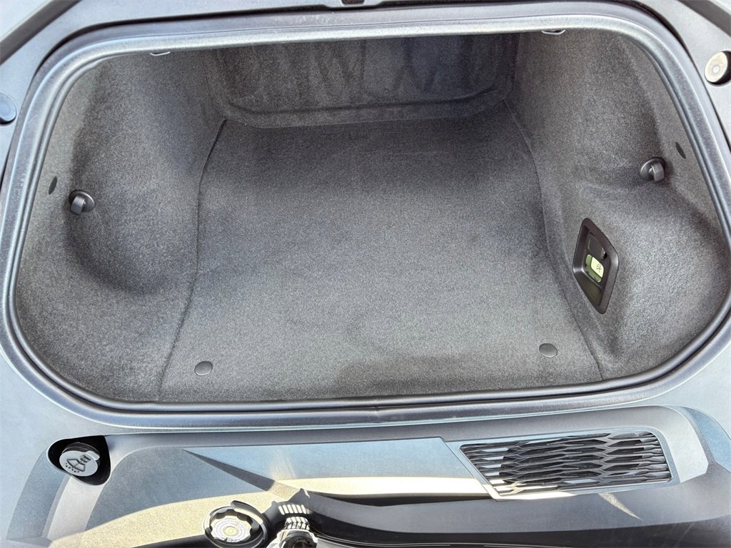 Used 2023 Chevrolet Corvette Stingray Preferred Cpe w/ Engine Appearance Package image 29