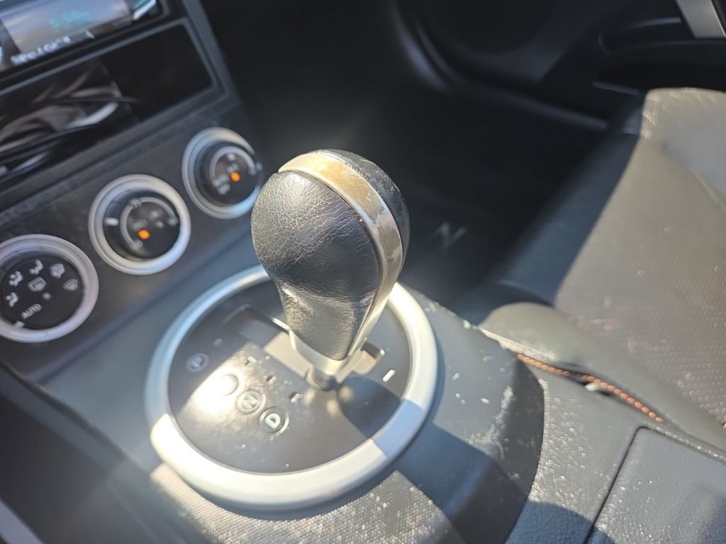 Used 2005 Nissan 350Z Touring RWD image 26