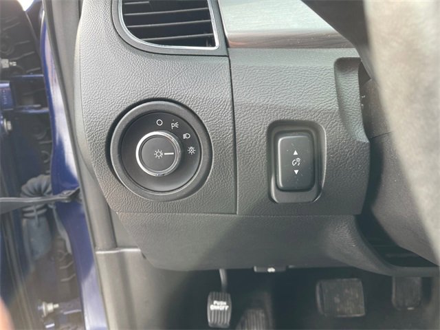 Used 2015 Ford Taurus SEL image 29