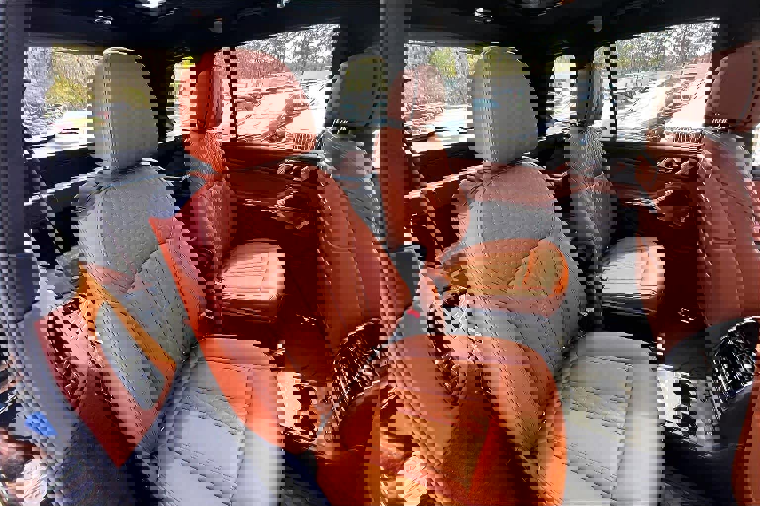 Certified 2024 BMW X7 M60i w/ Executive Package image 20