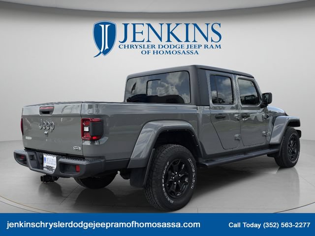 Used 2023 Jeep Gladiator Overland w/ LED Lighting Group AWD/4WD image 4