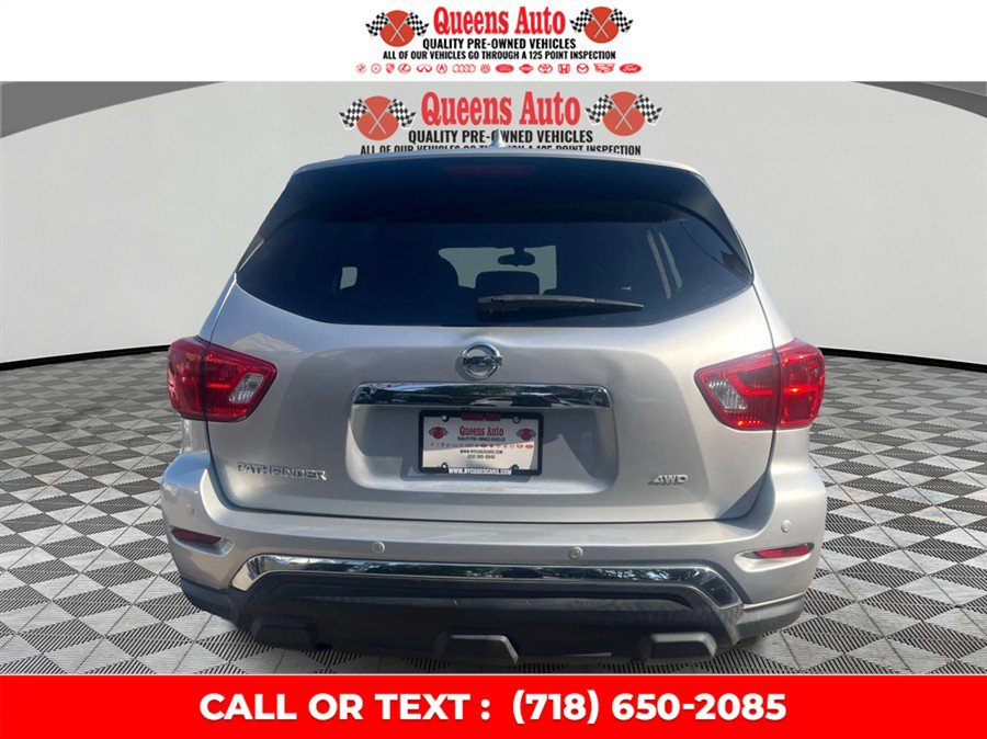 Used 2019 Nissan Pathfinder S AWD/4WD image 5