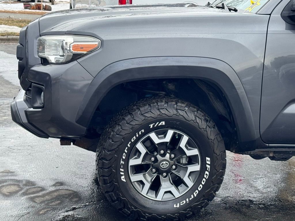 Used 2019 Toyota Tacoma TRD Off-Road image 35