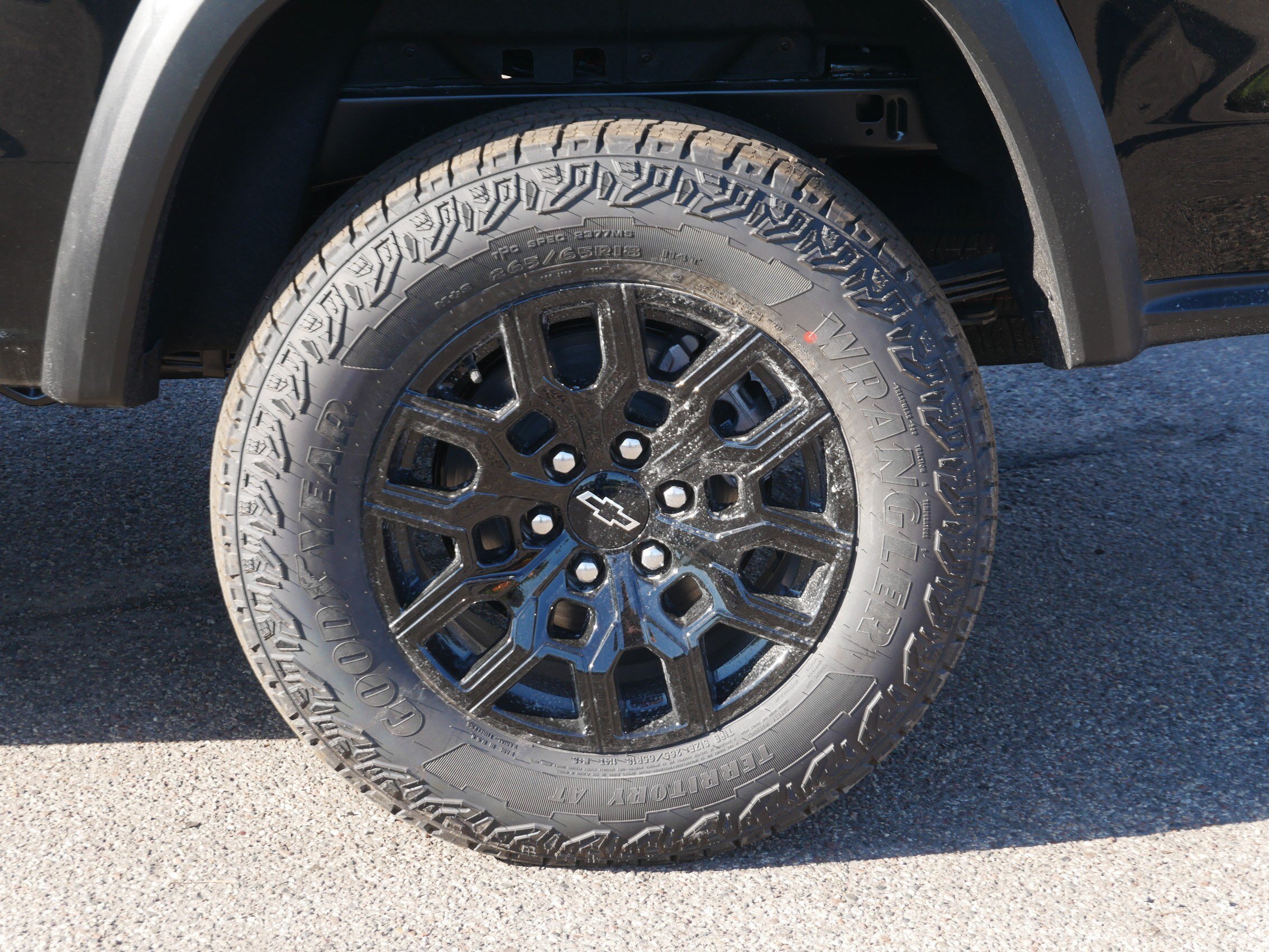 New 2026 Chevrolet Colorado Trail Boss AWD/4WD image 3